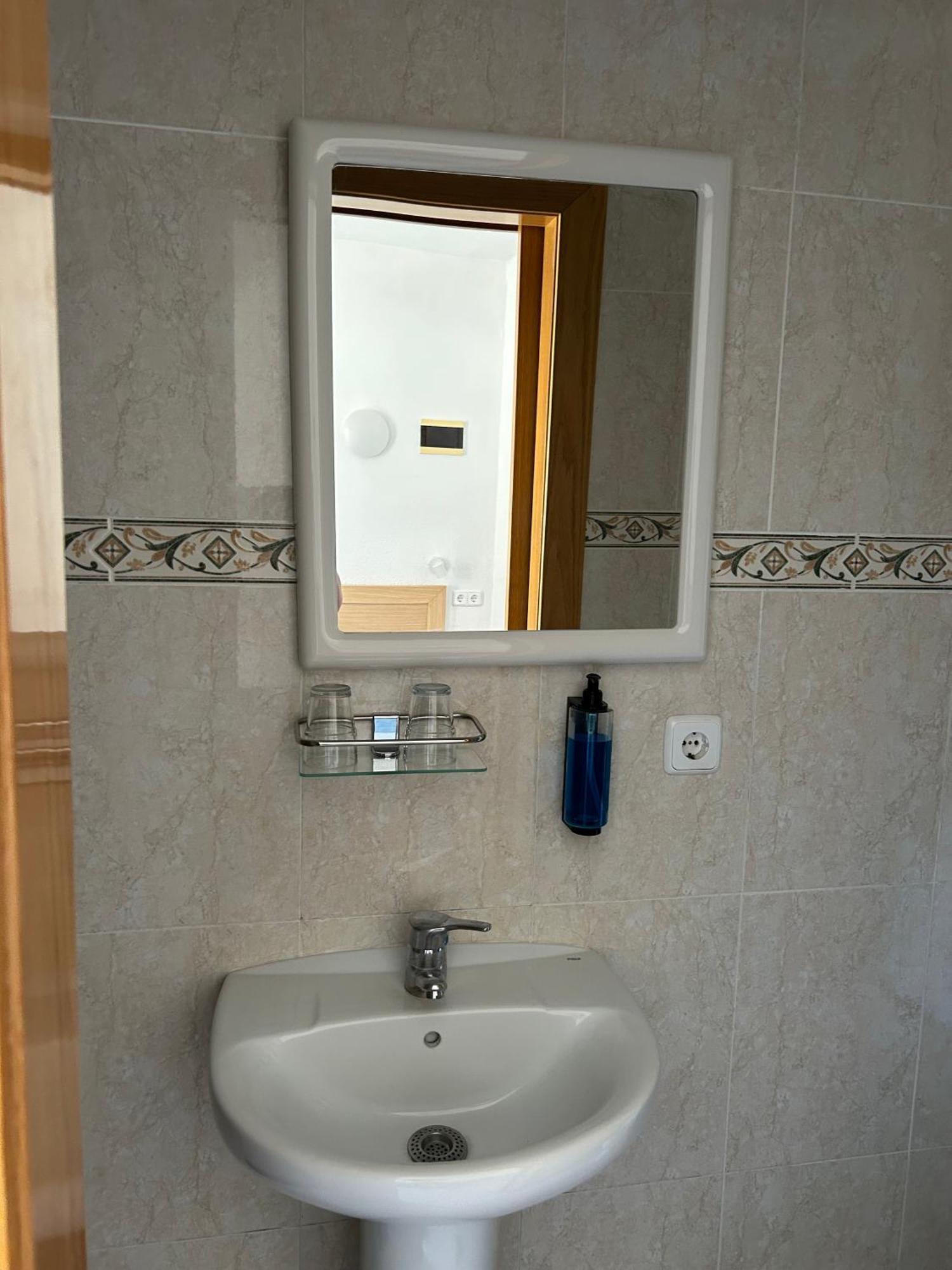 Hostal San Telmo - Adults Only Cala Major  Phòng bức ảnh
